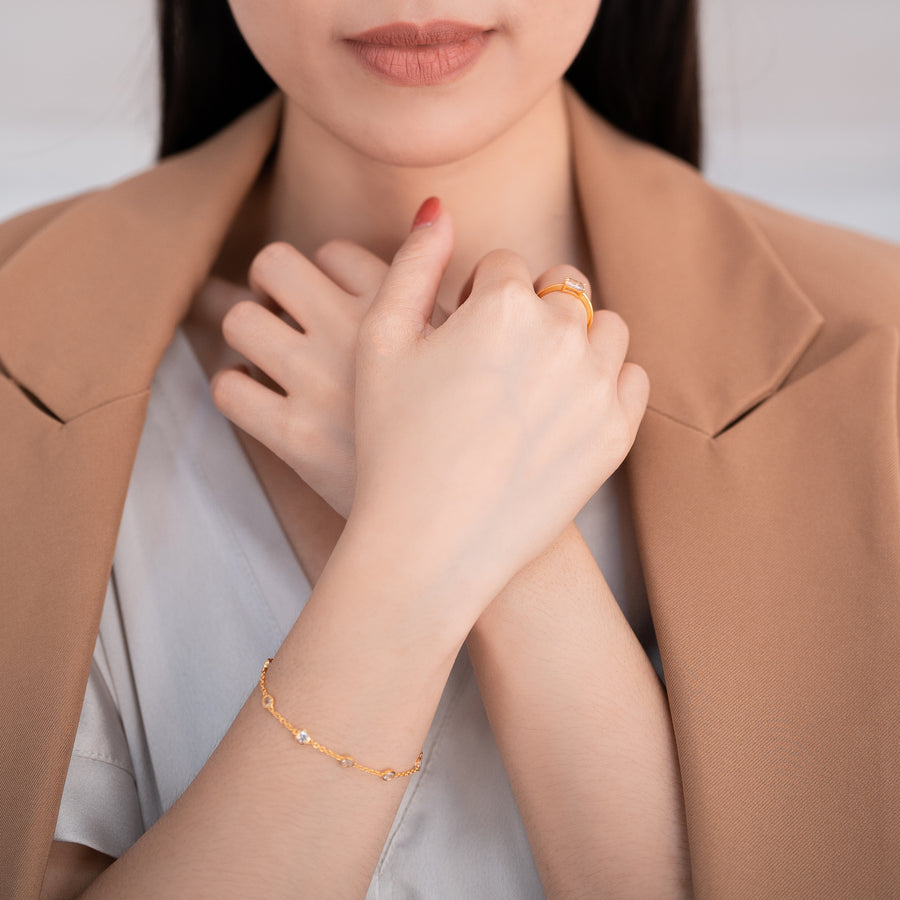 18K Gold Vermeil Bracelet with White Topaz