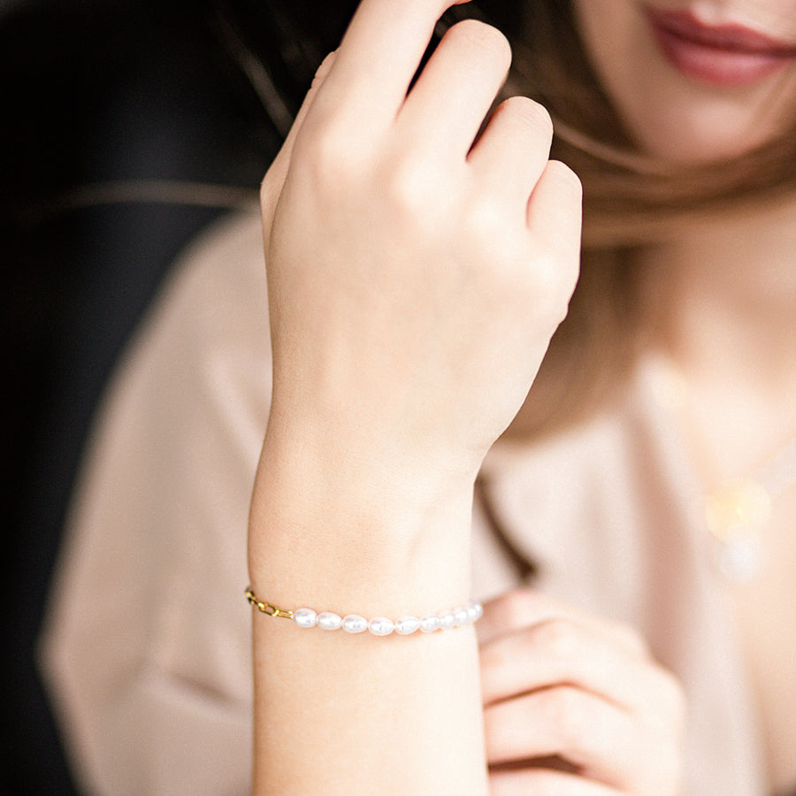 18K Gold Vermeil Pearl Bracelet with Oval Pearls